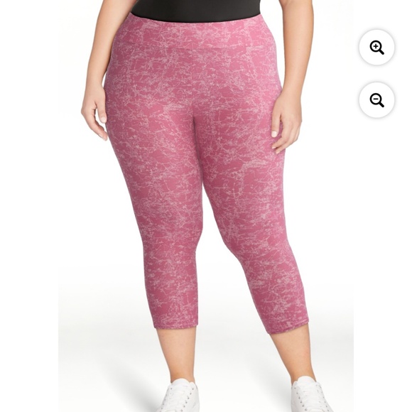 Terra and Sky Women’s Plus Rose Glitz Capri Leggings Size 2X NWT - Picture 1 of 6